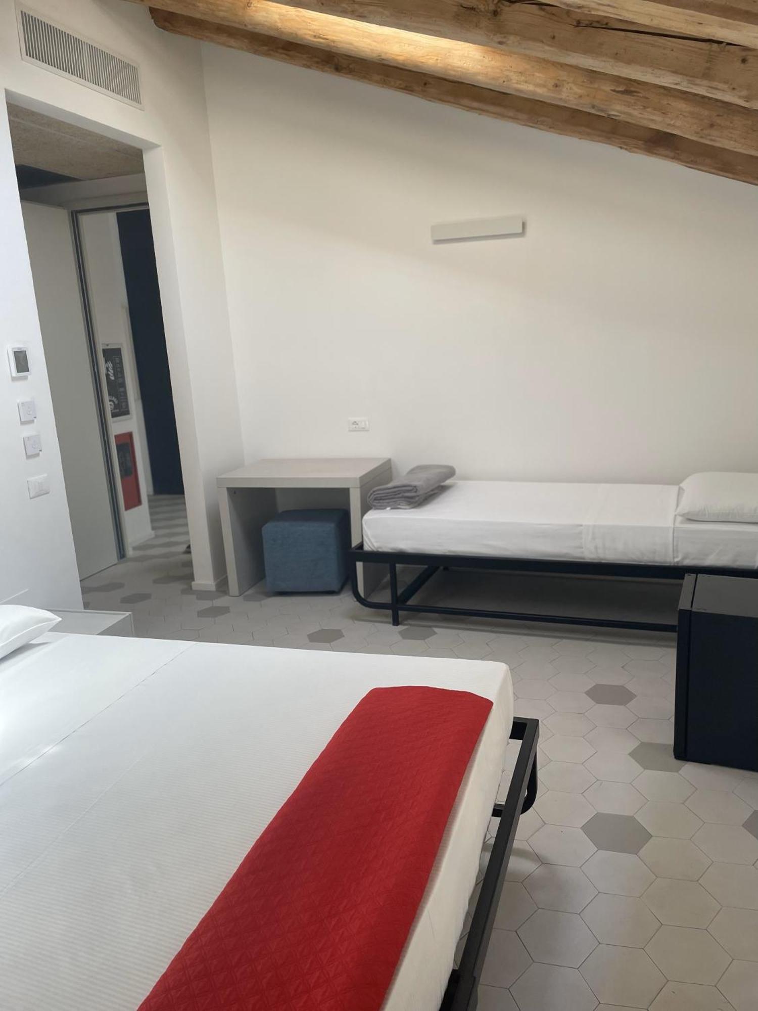 Casali Hostel Trieste Eksteriør billede